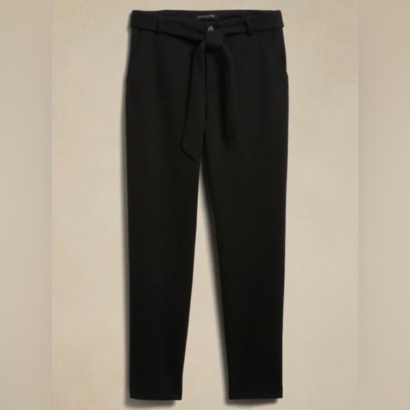 NWT Banana Republic Double Knit Tapered Pants with Belt Tie💕 - Picture 4 of 5